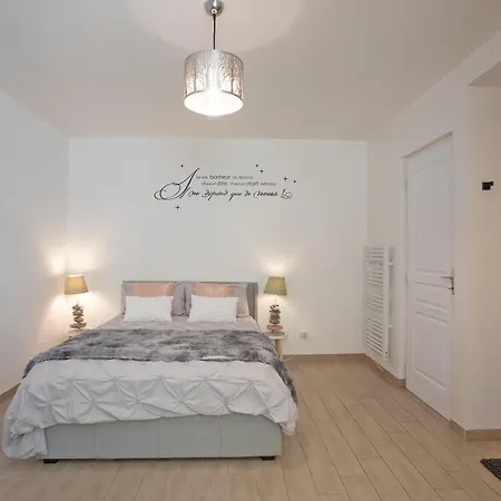 Apartment L'orthographe - T2 Avec Parking Prive Villers-Cotterets (Aisne)